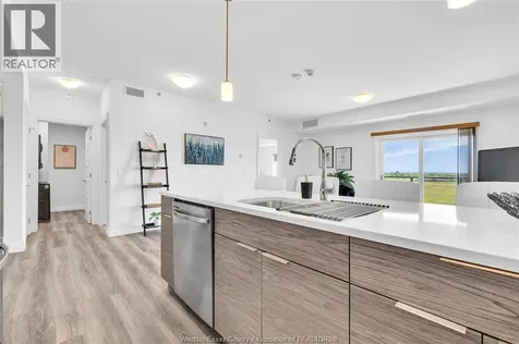 728 Brownstone Lakeshore ON N9K 0C4