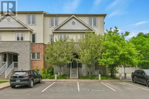 39 Strathaven Private Ottawa ON K1J 1K7