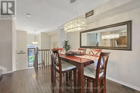 215 Parkrose Private Ottawa ON K4A 0N8