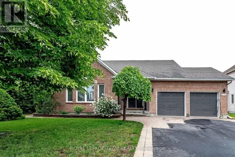 134 Coursier Crescent Ottawa ON K4A 4N5