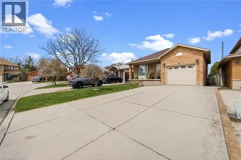 19 Sedona Court Hamilton ON L9B 2R1