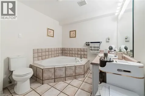 19 Sedona Court Hamilton ON L9B 2R1