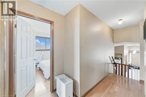 19 Sedona Court Hamilton ON L9B 2R1