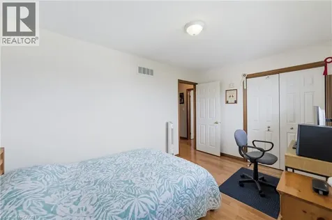 19 Sedona Court Hamilton ON L9B 2R1
