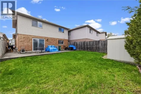 19 Sedona Court Hamilton ON L9B 2R1