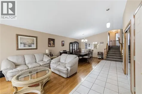 19 Sedona Court Hamilton ON L9B 2R1