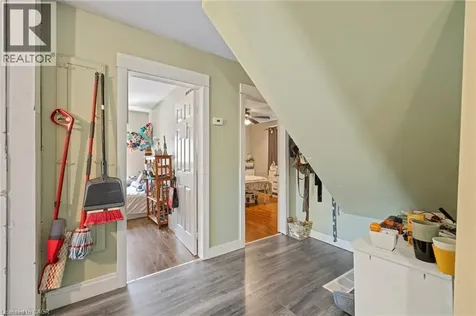 54 Chestnut Street East St. Catharines ON L2T 1H1