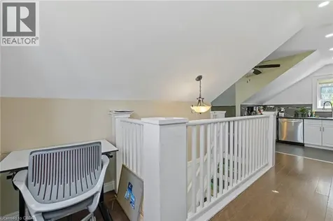 54 Chestnut Street East St. Catharines ON L2T 1H1