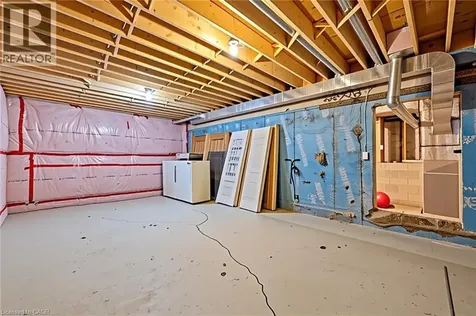 54 Chestnut Street East St. Catharines ON L2T 1H1