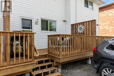 286 Dufferin Street Stratford ON N5A 2H2