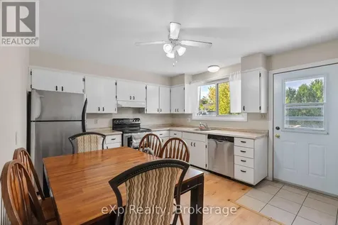 286 Dufferin Street Stratford ON N5A 2H2