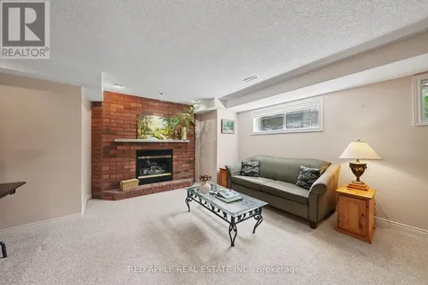 5 La Costa Court New Tecumseth ON L9R 1Z4