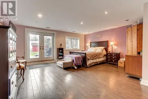 1 Mustard Street Uxbridge ON L9P 1R2