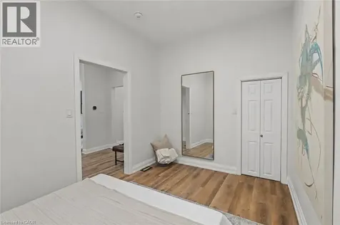 192 Victoria Avenue North Hamilton ON L8L 5G1