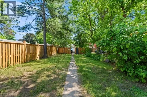 192 Victoria Avenue North Hamilton ON L8L 5G1