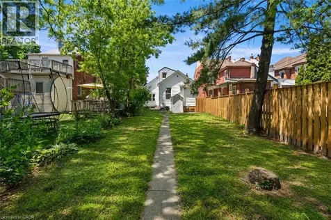 192 Victoria Avenue North Hamilton ON L8L 5G1