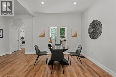 192 Victoria Avenue North Hamilton ON L8L 5G1
