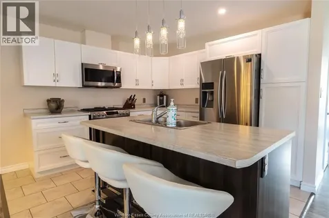 3170 Viola Crescent Windsor ON N8N 0A3