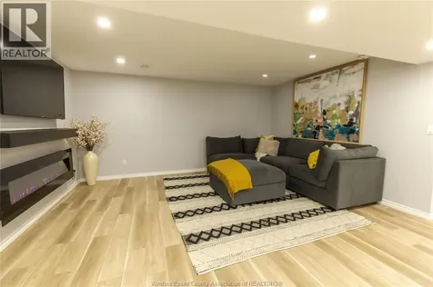 3170 Viola Crescent Windsor ON N8N 0A3