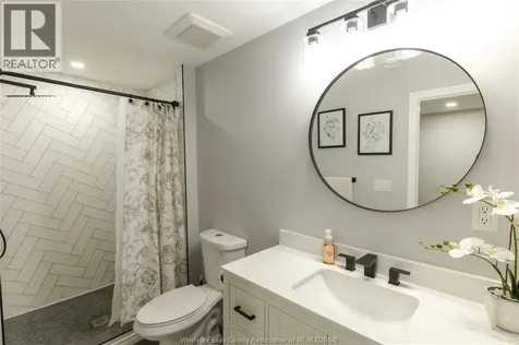 3170 Viola Crescent Windsor ON N8N 0A3