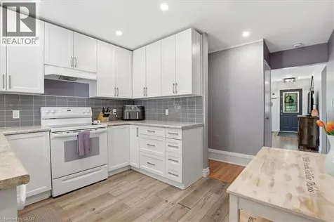 103 Chalmers Street North Cambridge ON N1R 5C1