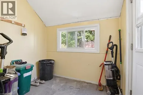 103 Chalmers Street North Cambridge ON N1R 5C1