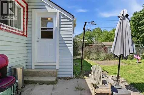 103 Chalmers Street North Cambridge ON N1R 5C1