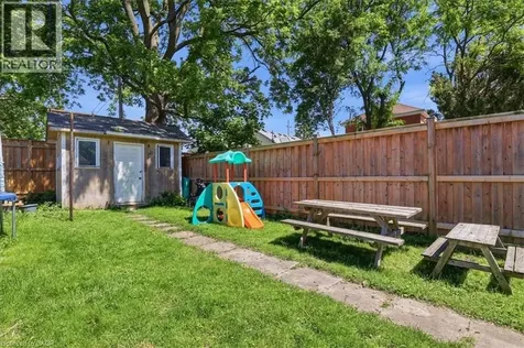 103 Chalmers Street North Cambridge ON N1R 5C1