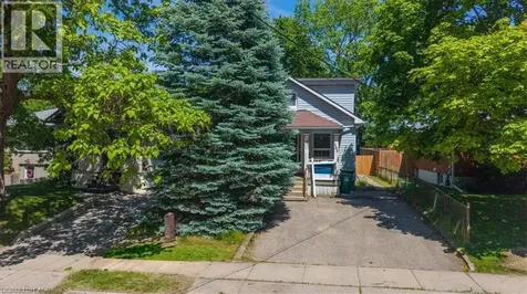 103 Chalmers Street North Cambridge ON N1R 5C1