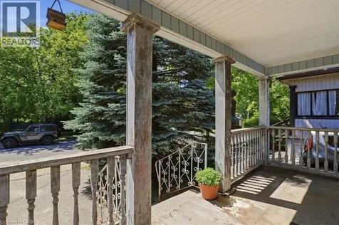 103 Chalmers Street North Cambridge ON N1R 5C1