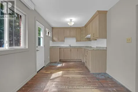 308 Hilda Street Orillia ON L3V 1J3