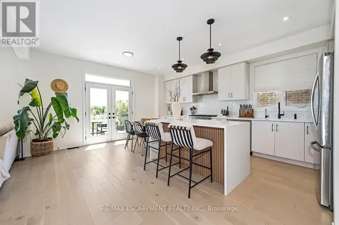 42 Shepherd Drive Barrie ON L9J 0P3