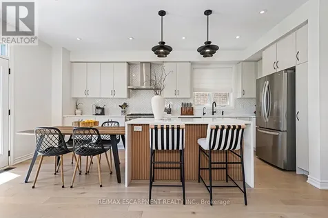 42 Shepherd Drive Barrie ON L9J 0P3