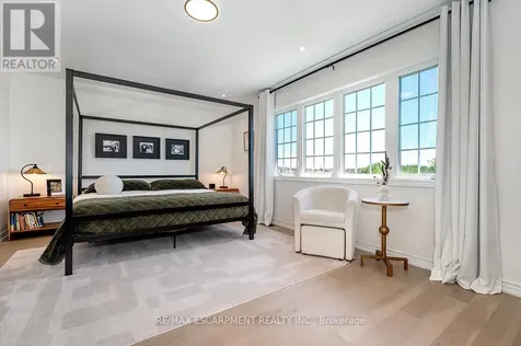 42 Shepherd Drive Barrie ON L9J 0P3