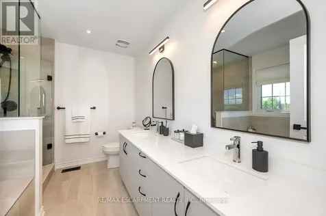 42 Shepherd Drive Barrie ON L9J 0P3