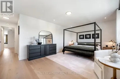 42 Shepherd Drive Barrie ON L9J 0P3