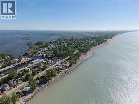 44 Erie Boulevard Long Point ON N0E 1M0