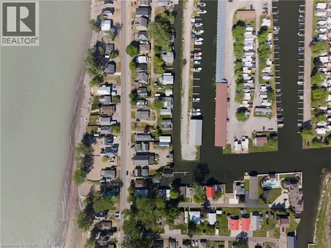 44 Erie Boulevard Long Point ON N0E 1M0