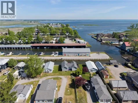 44 Erie Boulevard Long Point ON N0E 1M0
