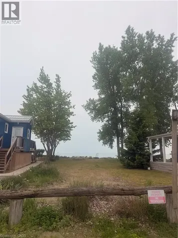 44 Erie Boulevard Long Point ON N0E 1M0