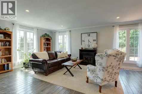 61 Ditner Avenue Baden ON N3A 4L1