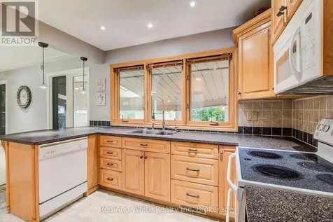 192 Warren Road Kitchener ON N2M 4T7