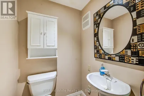 192 Warren Road Kitchener ON N2M 4T7