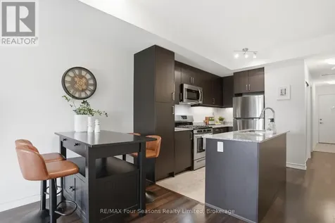 17 Spooner Crescent Collingwood ON L9Y 1T3