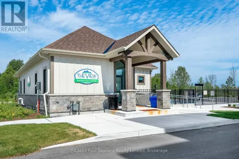 17 Spooner Crescent Collingwood ON L9Y 1T3