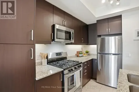 17 Spooner Crescent Collingwood ON L9Y 1T3
