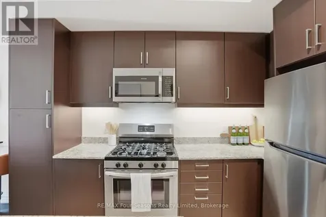 17 Spooner Crescent Collingwood ON L9Y 1T3