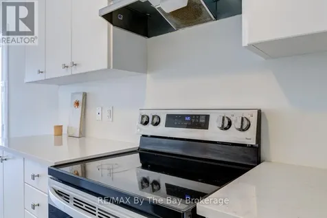 15 Union Boulevard Wasaga Beach ON L9Z 0M6