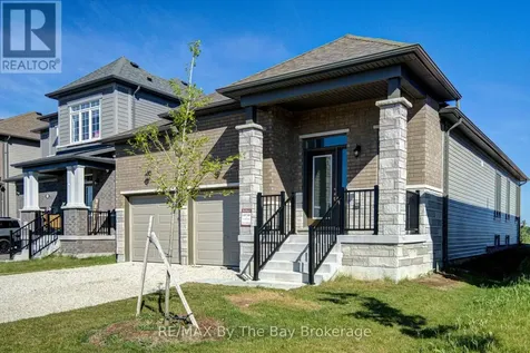 15 Union Boulevard Wasaga Beach ON L9Z 0M6