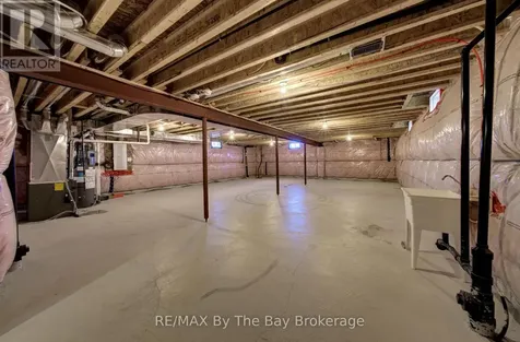 15 Union Boulevard Wasaga Beach ON L9Z 0M6